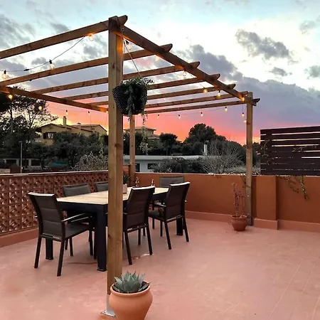 A 20 Minutos A Pie De Platja Fonda Hébergement de vacances